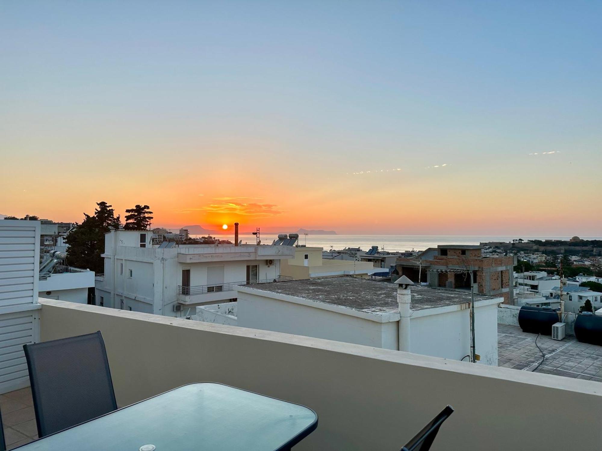 Nikolaos Seaview *